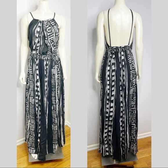 Touche Dresses & Skirts - TOUCHÉ COLLECTION Designer Maxi Dress - Sz. M